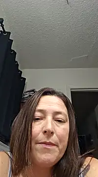 Snapshot of angelbaby1998 chatting on 12-16-24, 04:34 angelbaby1998 online show from 12-16-24, 04:34