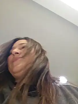 Snapshot of angelbaby1998 chatting on 01-05-25, 07:17 angelbaby1998 online show from 01-05-25, 07:17