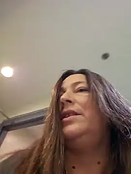 Snapshot of angelbaby1998 chatting on 01-23-25, 04:09 angelbaby1998 online show from 01-23-25, 04:09