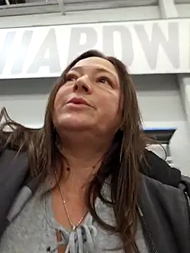 Snapshot of angelbaby1998 chatting on 02-14-25, 07:44 angelbaby1998 online show from 02-14-25, 07:44