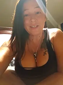 Snapshot of angelbaby1998 chatting on 09-10-25, 03:50 angelbaby1998 online show from 09-10-25, 03:50