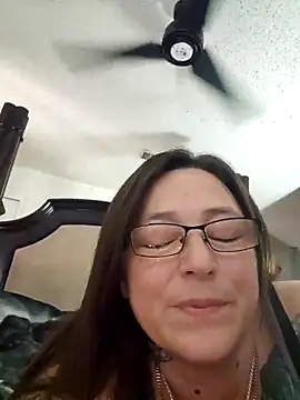 angelbaby1998 online show from 12-22-25, 05:32