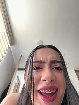 Nicollemays online show from 03-21-26, 03:26