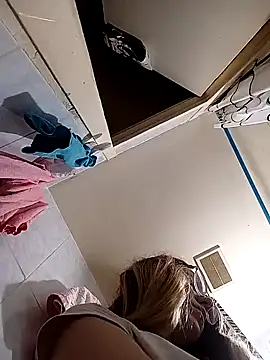 Snapshot of _Sweet_Love_ chatting on 12-28-24, 12:47 Sweet Love online show from 12-28-24, 12:47