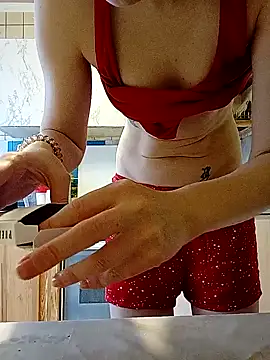 Snapshot of _Sweet_Love_ chatting on 01-28-25, 11:28 Sweet Love online show from 01-28-25, 11:28