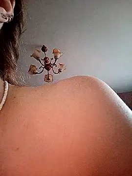 Snapshot of _Sweet_Love_ chatting on 02-12-25, 01:59 Sweet Love online show from 02-12-25, 01:59