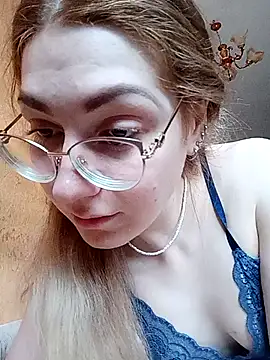 Snapshot of _Sweet_Love_ chatting on 02-26-25, 01:52 Sweet Love online show from 02-26-25, 01:52