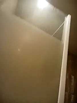 Snapshot of _Sweet_Love_ chatting on 10-27-25, 11:03 Sweet Love online show from 10-27-25, 11:03