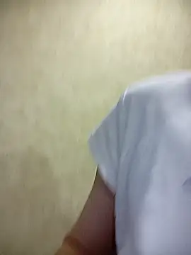 Snapshot of _Sweet_Love_ chatting on 01-15-26, 12:43 Sweet Love online show from 01-15-26, 12:43