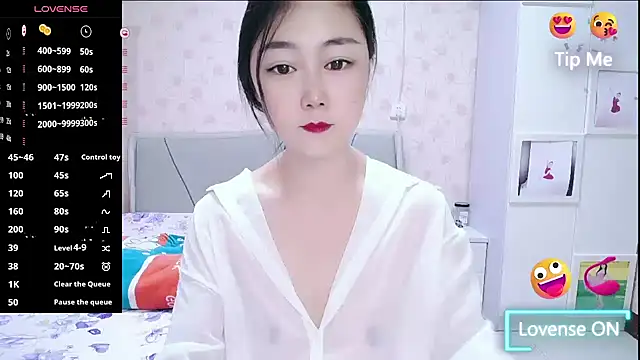 Snapshot of Elvira_baby chatting on 11-12-25, 02:45 Elvira baby online show from 11-12-25, 02:45