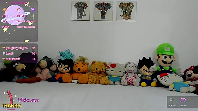 Amy jones77 online show from 03-04-25, 09:54