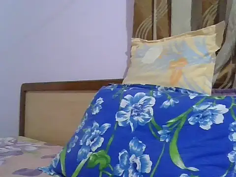 mrose8080 online show from 12-17-25, 08:04