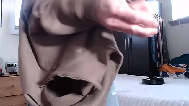 hottottrot691 online show from 03-16-25, 01:38