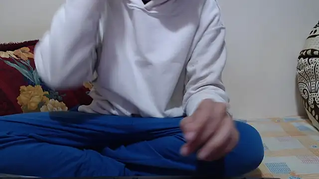 Alexdelarge323 online show from 04-14-26, 03:18