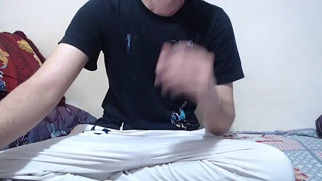 Alexdelarge323 online show from 05-18-26, 02:23