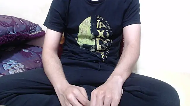 Alexdelarge323 online show from 06-10-26, 04:28