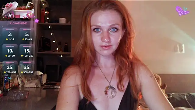 Snapshot of Cassie_Wild chatting on 06-21-26, 12:41 Cassie Wild online show from 06-21-26, 12:41