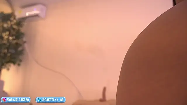 Dakota Lee online show from 03-24-26, 11:54