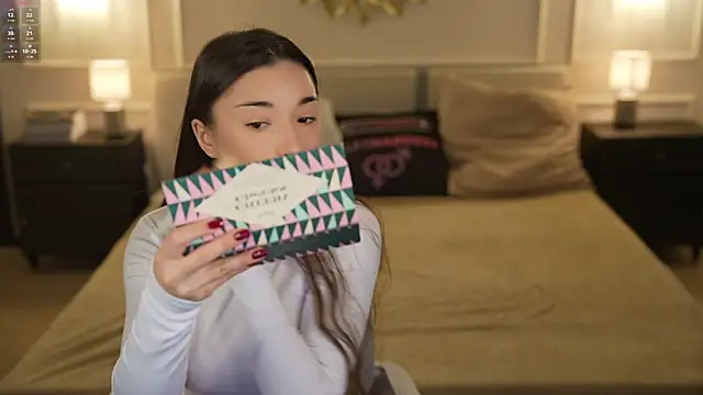 Jasmine Flow online show from 11-18-25, 08:19