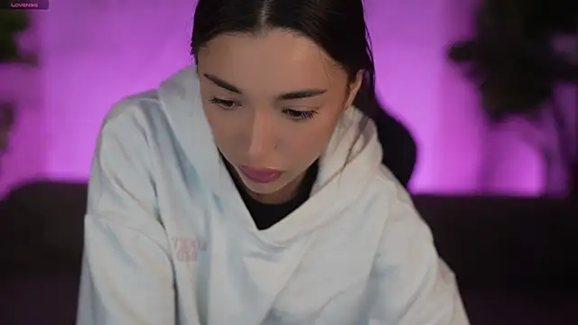 Jasmine Flow online show from 06-12-26, 07:29