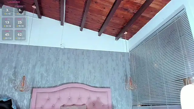 naomidibello online show from 03-23-26, 04:00