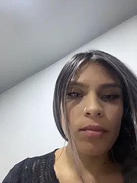 Tiffanysurez  online show from 02-19-26, 12:50