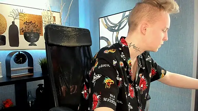 AlexxSweet online show from 03-15-25, 06:36