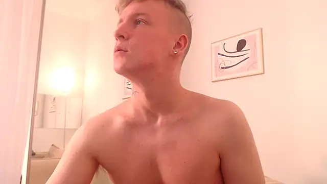 Snapshot of AlexxSweet chatting on 05-09-26, 06:51 AlexxSweet online show from 05-09-26, 06:51