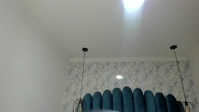 nalalye cruzz  online show from 05-15-26, 03:35