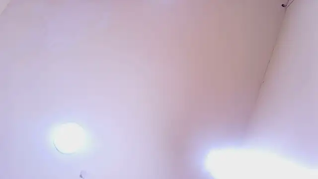 nalalye cruzz  online show from 07-26-26, 03:04