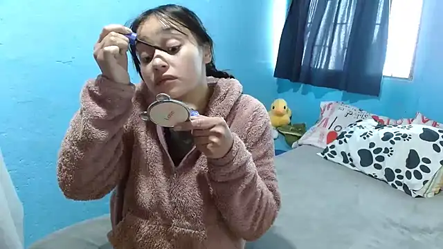 Snapshot of clarisse69 chatting on 01-24-25, 05:11 clarisse69 online show from 01-24-25, 05:11