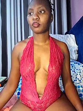 Snapshot of luxusroyce chatting on 03-22-25, 04:24 luxusroyce online show from 03-22-25, 04:24