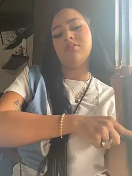 Luisa Fernandaa online show from 02-22-26, 06:28