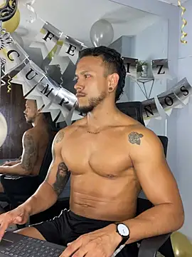 ARON TAYLER01 online show from 02-25-25, 05:04