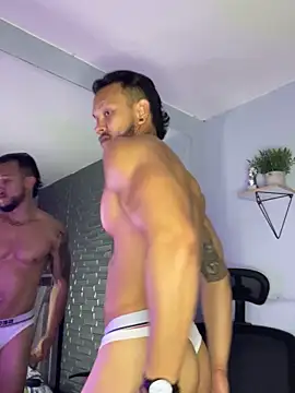 ARON TAYLER01 online show from 10-07-25, 10:34