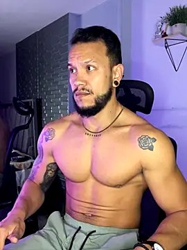 ARON TAYLER01 online show from 11-11-25, 10:26