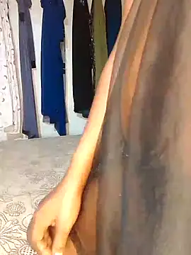 Snapshot of NicRaisaa chatting on 02-19-25, 04:12 NicRaisaa online show from 02-19-25, 04:12