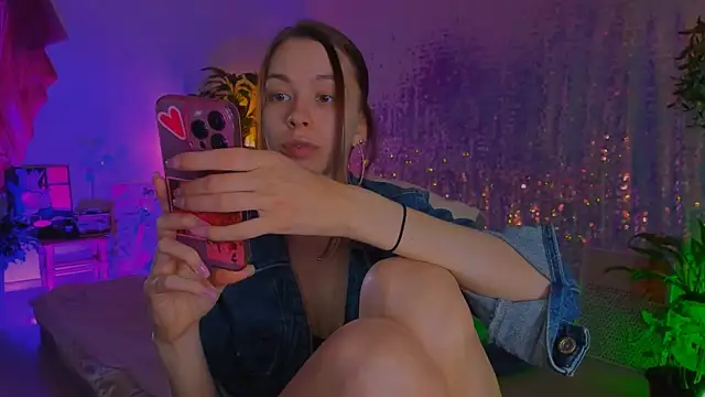 poli   online show from 04-12-26, 10:20