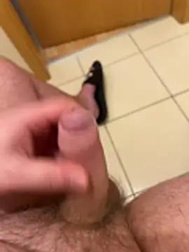 Snapshot of Cozqhh chatting on 02-28-26, 01:56 Cozqhh online show from 02-28-26, 01:56