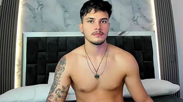 Nekoboy01 online show from 01-31-25, 07:40