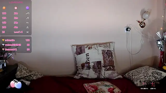 VanezaSmith online show from 12-05-24, 04:23