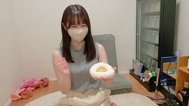 Snapshot of HIKARI_x0 chatting on 07-21-26, 02:30 HIKARI x0 online show from 07-21-26, 02:30