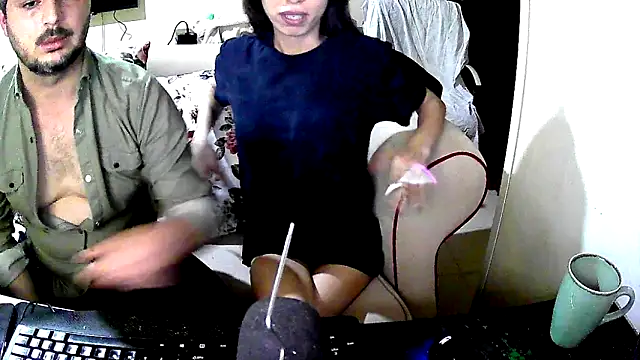 Snapshot of Coldskull69 chatting on 02-27-25, 07:37 Coldskull69 online show from 02-27-25, 07:37