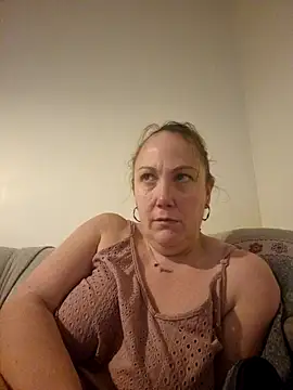 Snapshot of Wisie_Cutie chatting on 01-15-25, 11:19 Wisie Cutie online show from 01-15-25, 11:19