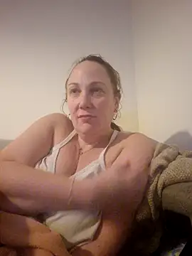 Snapshot of Wisie_Cutie chatting on 01-26-25, 12:05 Wisie Cutie online show from 01-26-25, 12:05