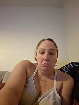 Snapshot of Wisie_Cutie chatting on 01-30-25, 11:02 Wisie Cutie online show from 01-30-25, 11:02