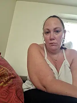 Snapshot of Wisie_Cutie chatting on 03-08-25, 03:13 Wisie Cutie online show from 03-08-25, 03:13