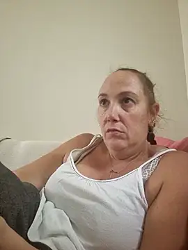 Snapshot of Wisie_Cutie chatting on 09-15-25, 02:39 Wisie Cutie online show from 09-15-25, 02:39