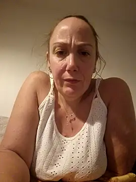 Snapshot of Wisie_Cutie chatting on 11-02-25, 12:02 Wisie Cutie online show from 11-02-25, 12:02