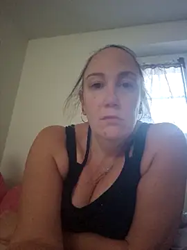 Snapshot of Wisie_Cutie chatting on 11-12-25, 03:56 Wisie Cutie online show from 11-12-25, 03:56